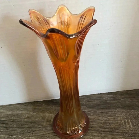 Vtg Marigold Carnival Glass Swung Vase - Picture 7 of 11